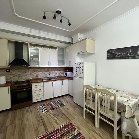 Sjsjksdbbd Apartment Tiranë Ngoại thất bức ảnh